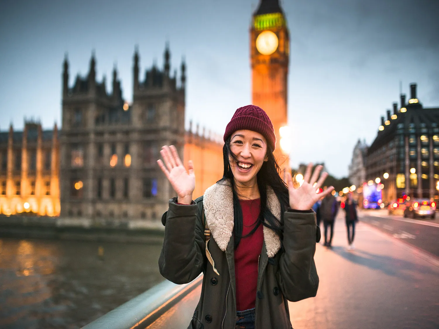 International student stands in front of Big Ben.